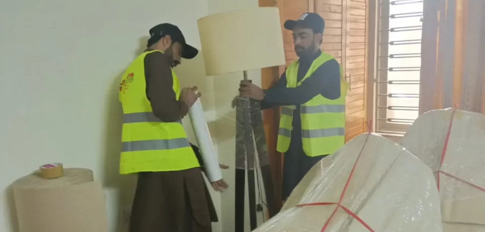 household shifting services-us packers and movers